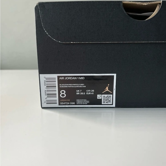 Air Jordan 1 Mid - Picture 5 of 5